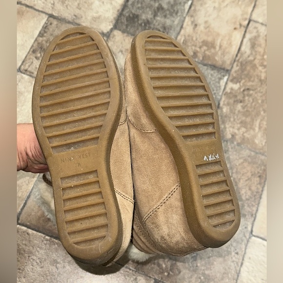 Nine west  Tan Suede Faux Fur Winter Snow Boots | Cozy Lace-Up Boots |Size 7.5 - Picture 8 of 8